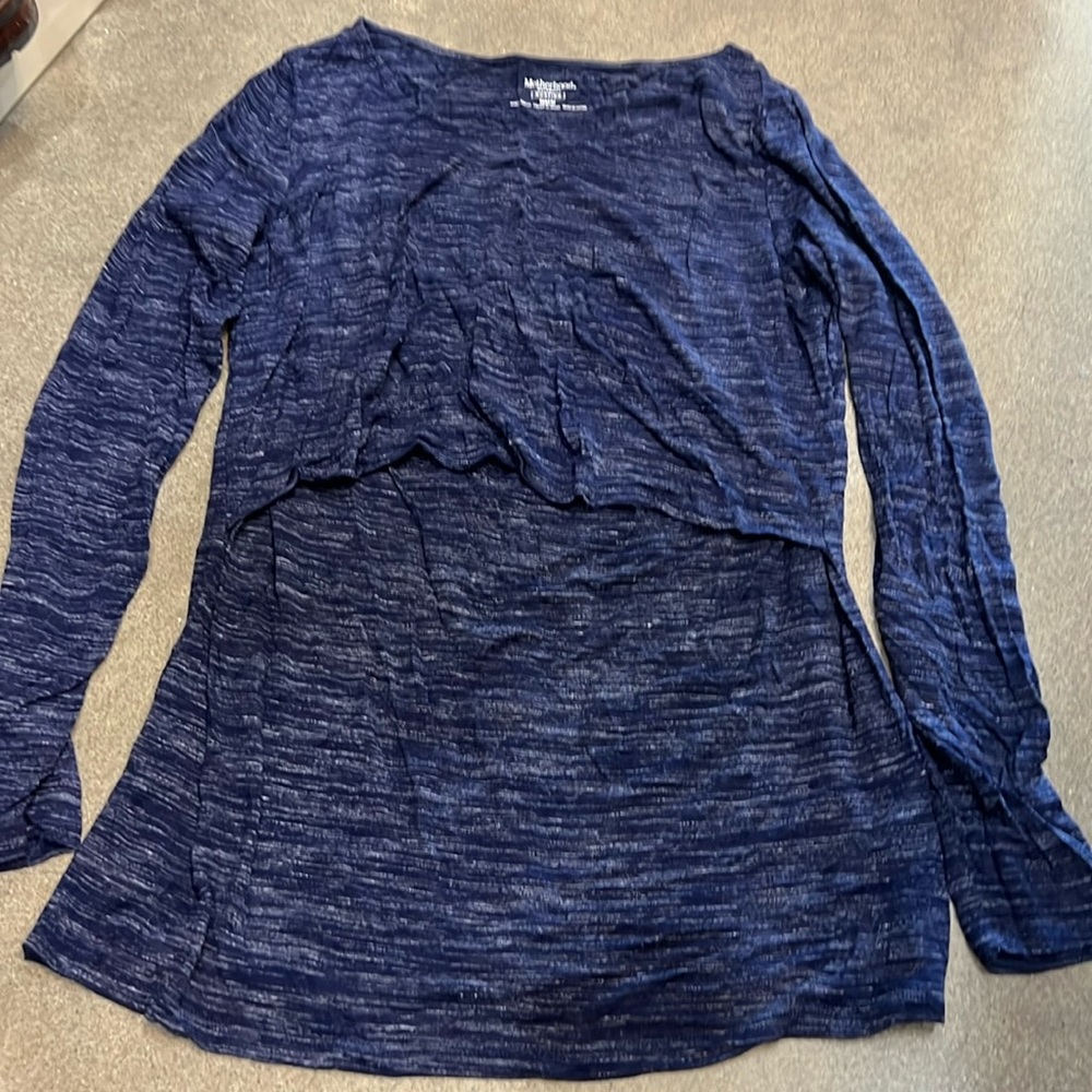 Motherhood Maternity Nursing Maternity Shirt medium